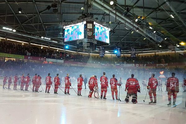 L'équipe de Hockey des Brûleurs de Loups de Grenoble