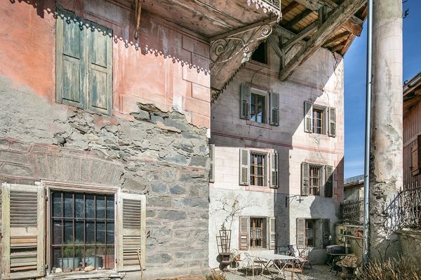 La ferme de Villarivon, dans la vallée de la Tarentaise en Savoie, a été retenue par le Loto du patrimoine pour représenter la région Auvergne-Rhône-Alpes.