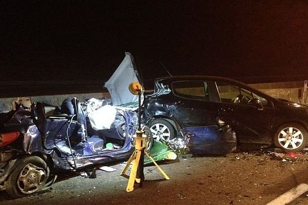 Quatre véhicules sont entrés en collision sur l'A6, au PK 349, à la hauteur de la commune de Sennecey-le-Grand, en Saône-et-Loire. 