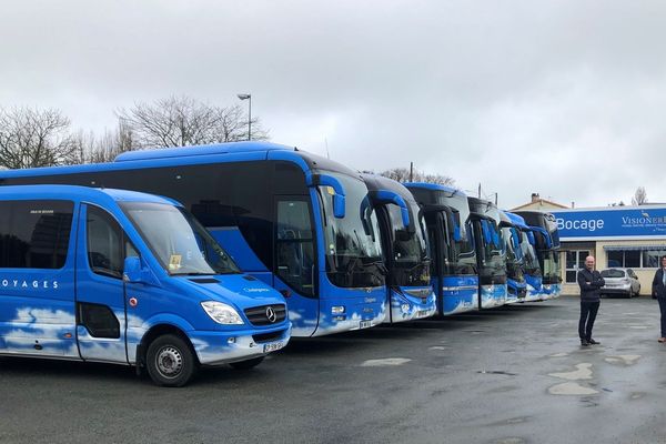 En temps normal les autocars de l'entreprise Chaigneau en Vendée sont tous sur la route, l'arrêt des transports scolaires, dû au coronavirus l'a contrainte à des mesures de chômage partiel