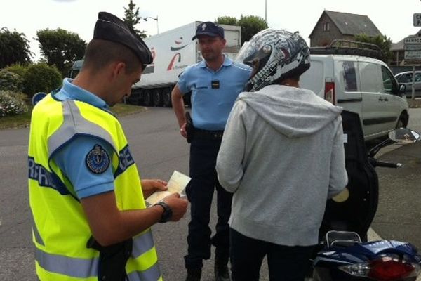 Contrôle routier dans le centre de la Guerche-de-Bretagne (35)