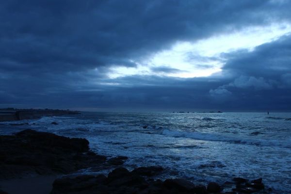 lesconil sous la pluie