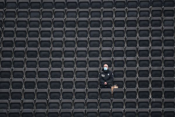 Les tribunes du stade Raymond Kopa à Angers