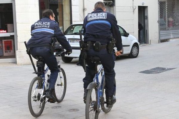 Patrouille de policiers municipaux à Montpellier