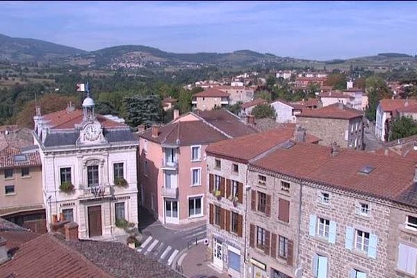 Mornant est une ville du Rhône de 6 000 habitants.