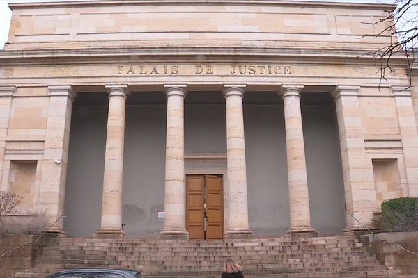 Le palais de justice de Chalon-sur-Saône (Saône-et-Loire), vendredi 22 décembre 2023.