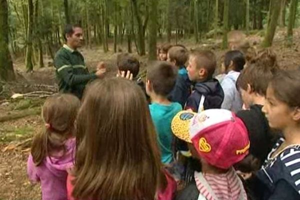 Traditionnellement, la première journée de Forêt Folies est consacrée à des animations pour les écoles.