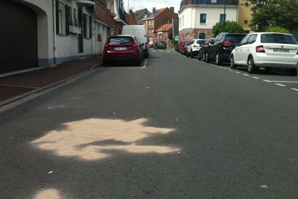 La victime a été poignardée rue du 14-juillet à Lens.