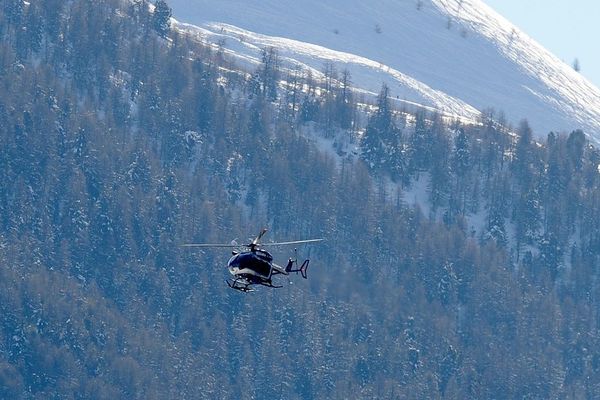 Un homme de 60 ans a été emporté par une avalanche mercredi 20 janvier 2021, l'accident est survenu dans l'Ain. Transporté par hélicoptère à Annecy, il n'a pas survécu (image d'archives)