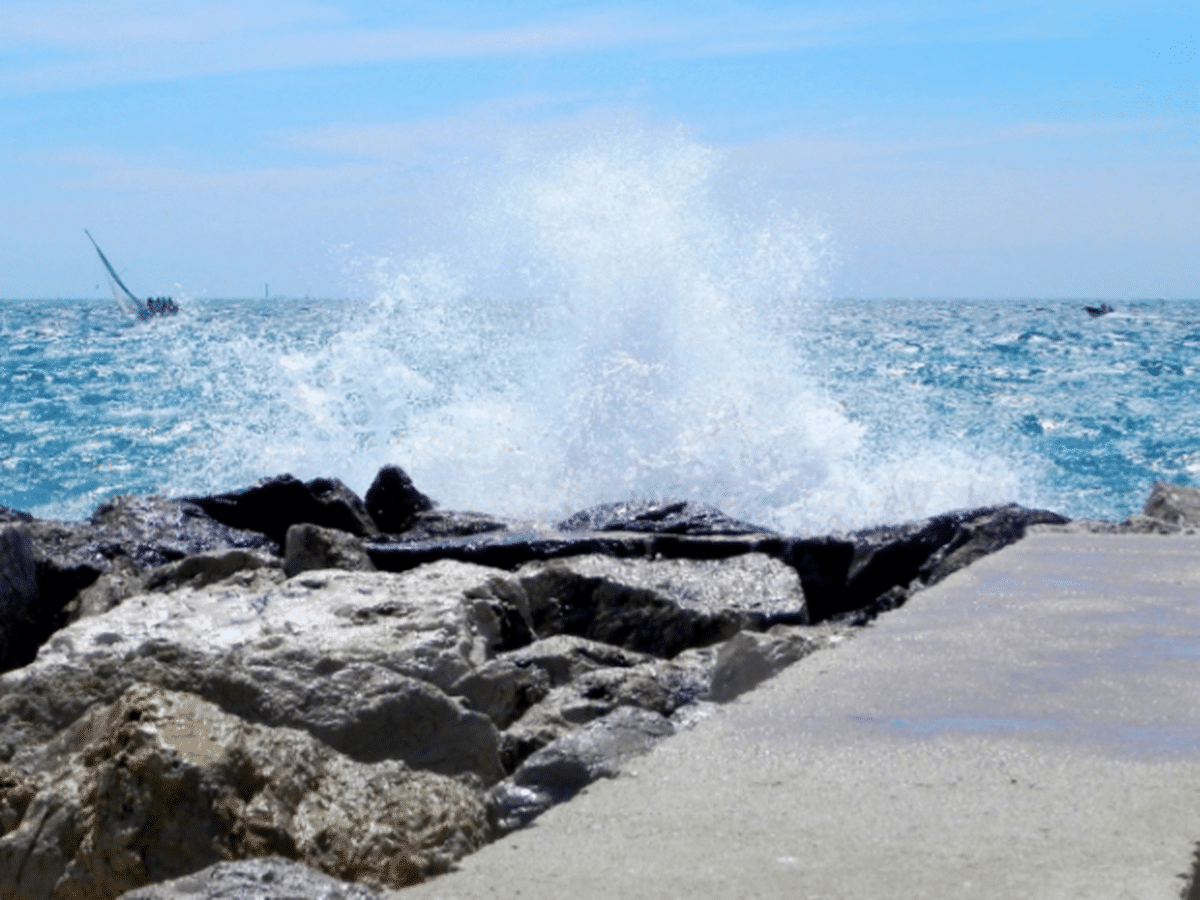 L'eau de mer - Abri Sous Roche Vente en ligne