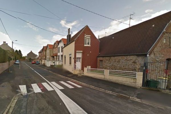 Les faits ont eu lieu rue du corbeau à Maubeuge.