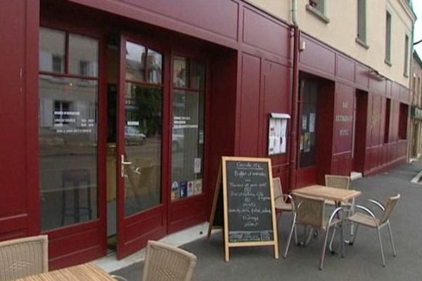 L'hotel restaurant "Le Mythique" a ouvert ses portes en avril dernier après deux ans de travaux. C'est la commune de Canisy qui est à l'initiative de cette renaissance.