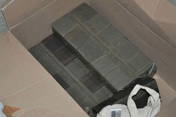 18 kilos de résine de cannabis ont été saisis dans un box à Cuverville (Calvados)