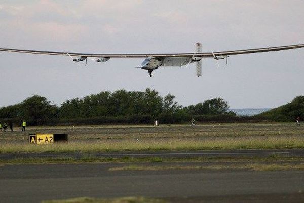 L'avion solaire Solar Impulse 2 s'est envolé jeudi depuis Hawaï en direction de la côte ouest américaine.