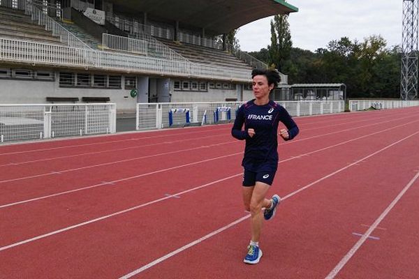 Cécile Nissen représente la France aux championnats d'Europe de course à pied 24 heures. 