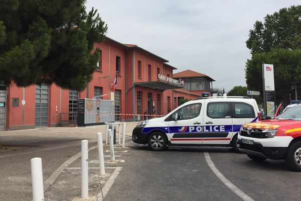 L'accès à la gare d'Antibes a été interdit le temps de procéder à la destruction du bagage suspect. 