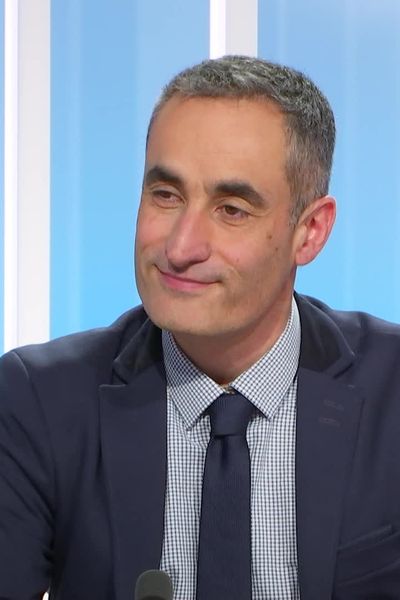 Nicolas Thierry sur le plateau de Dimanche en politique (novembre 2024).