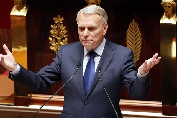 Jean-marc Ayrault lors de son discours de politique générale