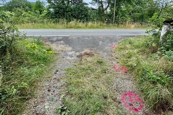 L'endroit où les corps de deux jeunes hommes de 18 et 19 ont été retrouvés dans la nuit du 3 au 4 juillet 2024, à Martiel (Aveyron).