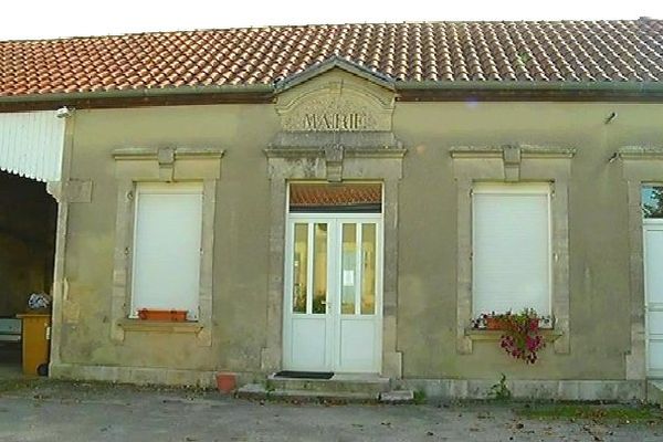 Mairie de Lignol-le-Château