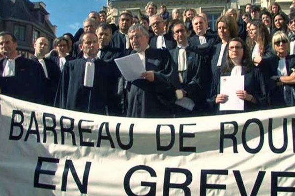 Les avocats du bareeau de Rouen réunis le 5 juin dernier