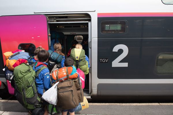 Deux catégories sont largement représentées chez les nouveaux arrivants en Bretagne. Il y a d'abord les jeunes actifs et les retraités