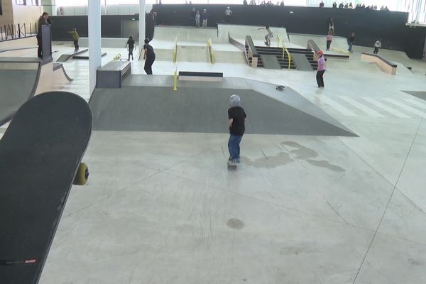 Unan eus salioù modernañ Frañs eo skatepark Plougastell.