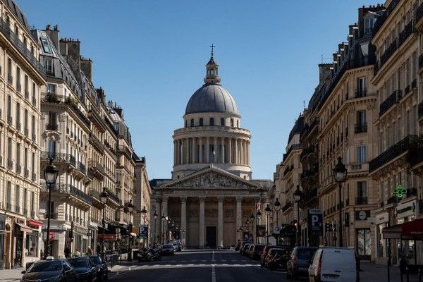 Les photos de rues vidées de ses habitants, les vidéos partagées sur les réseaux... Tout ce qu'on aura vécu pendant ses huit semaines de confinement fera partie de notre "mémoire collective"