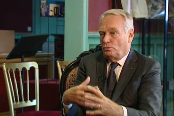 L'ancien premier ministre Jean-Marc Ayrault aux Rendez-vous de l'Histoire à Blois. Inteview de Corinne Bian Rosa