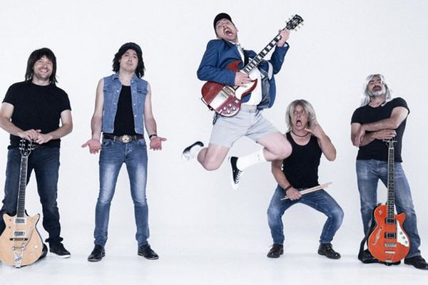 Le groupe clermontois Ac/dçu donnera un concert exceptionnel le 8 avril 2017 au Zénith d'Auvergne.