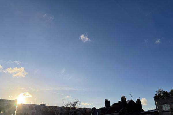 Le ciel dégagé de Lille