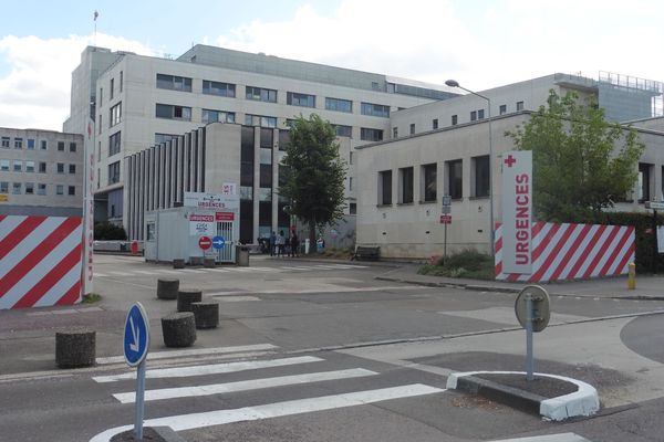 Le service des Urgences du CHU de Dijon 