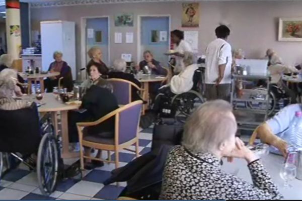 En maison de retraite, les mets prennent une autre apparence, pour donner envie de manger aux personnes âgées