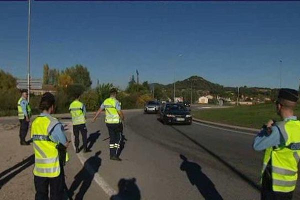 Des dizaines de gendarmes sont mobilisés pour ces contrôles routiers. 