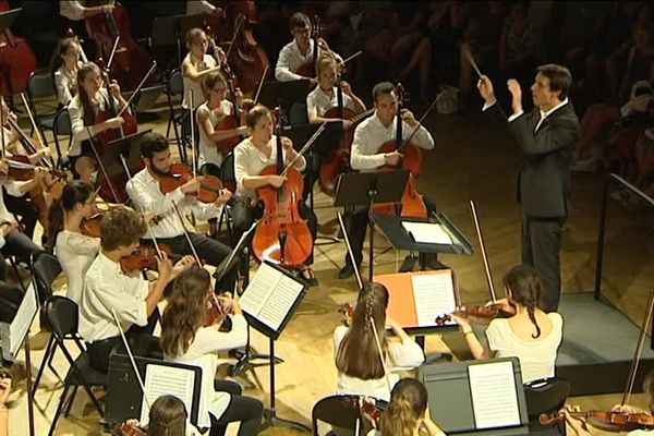 L'orchestre des Jeunes au Kursall de Besançon