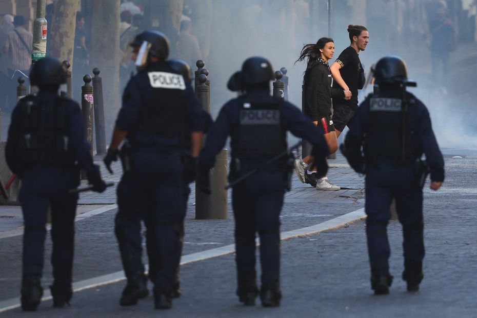 Mort De Mohamed Bendriss à Marseille : Trois Policiers Du Raid Mis En ...