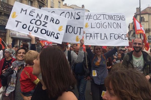 Manifestation contre "Le Rendez-vous de Béziers" proposé par le maire Robert Ménard, réunissant les figures de l'extrême droite en France. 