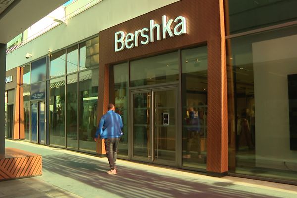 Les boutiques Bershka, Zara, Pull&Bear et Stradivarius étaient bénéficiaire à Saint-Nazaire, mais elles devront fermer en raison d'une stratégie de groupe.