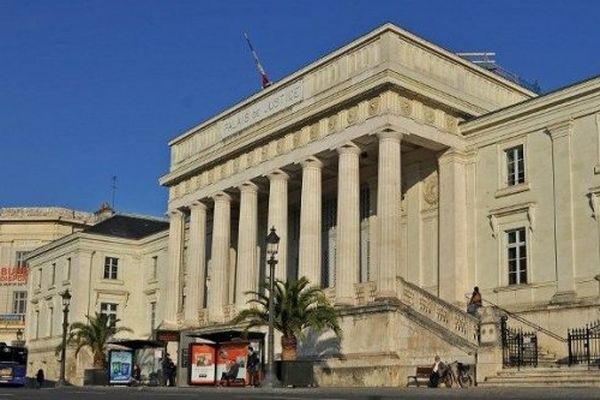 Palais de justice de Tours