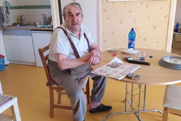 L'ancien champion Raphaël Geminiani nous livre son regard sur la crise sanitaire du Coronavirus COVID 19 depuis sa maison de retraite du Puy-de-Dôme.