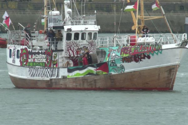 Le Handala, navire humanitaire, à destination de Gaza, en escale à Brest.