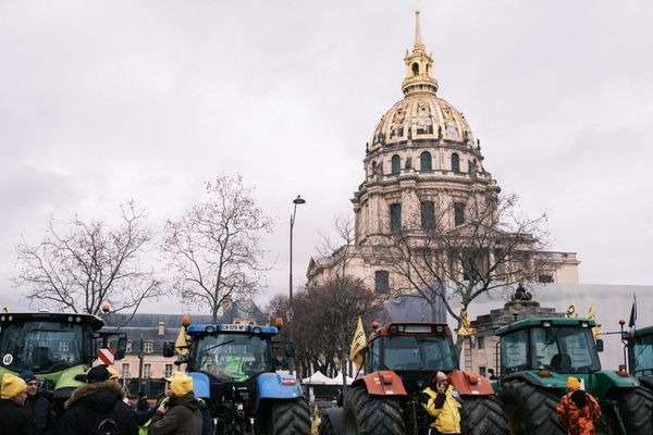 La Coordination rurale (ici mobilisée en février 2024 à Paris) appelle via le porte-parole de son syndicat du Tarn-et-Garonne à un blocage des grands axes de la capitale le 5 janvier 2025.