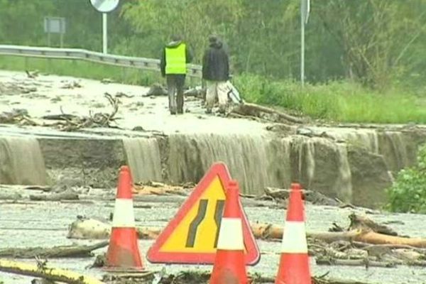 La route qui mène au Val d'Aran est coupée depuis les inondations de juin. 