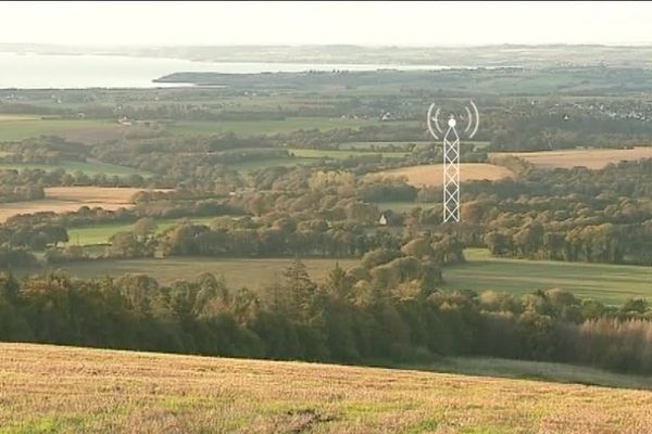 L'antenne-relais, schématisée sur la photo, doit être installée dans la commune de Locronan.