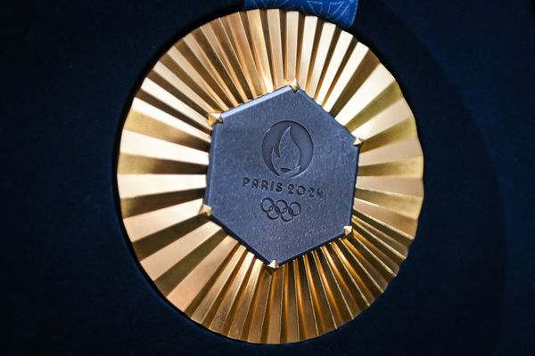 Les athlètes participant aux Jeux olympiques peuvent, selon leur délégation, espérer recevoir davantage qu'une médaille d'or.