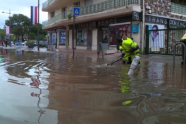 Certains quartiers de Mandelieu-La-Napoule ont été inondés, le 16 octobre 2024.