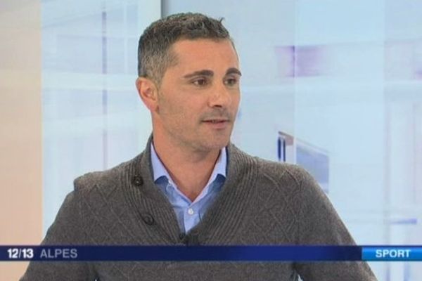 Olivier Saragaglia sur plateau de France 3 Alpes