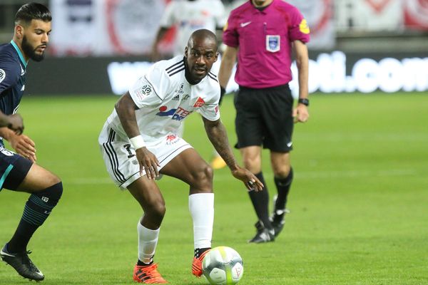 Gaël Kakuta, milieu offensif de l'ASC