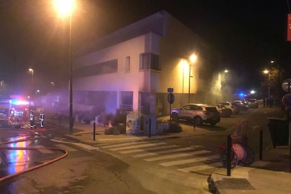 Plusieurs incendies volontaires avaient nécessité l'intervention d'un grand nombre de pompiers.