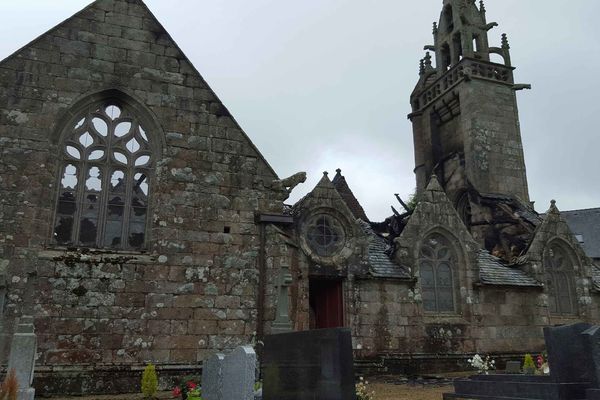 L'église de Trémel (22) a été ravagée par un incendie